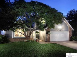 640 N 155th Ave, Omaha, NE 68154