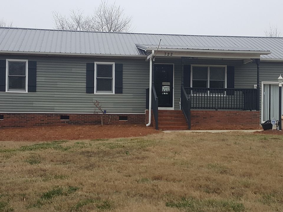 722 McDaniel Road  Kings Mou