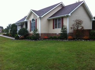 14 Pebble Brook Dr, Benton, KY 42025