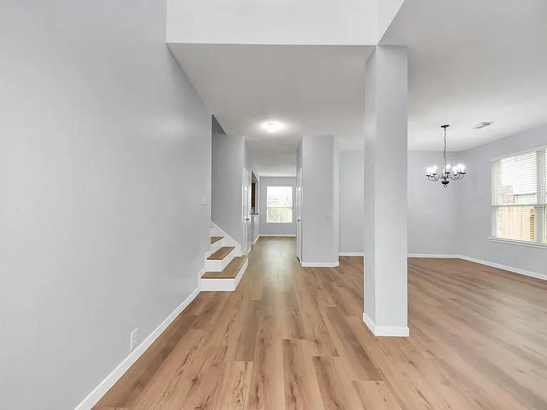 9002 Sundown Dr — Photo 9