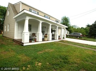 178 Scott Dr, Manassas Park, VA