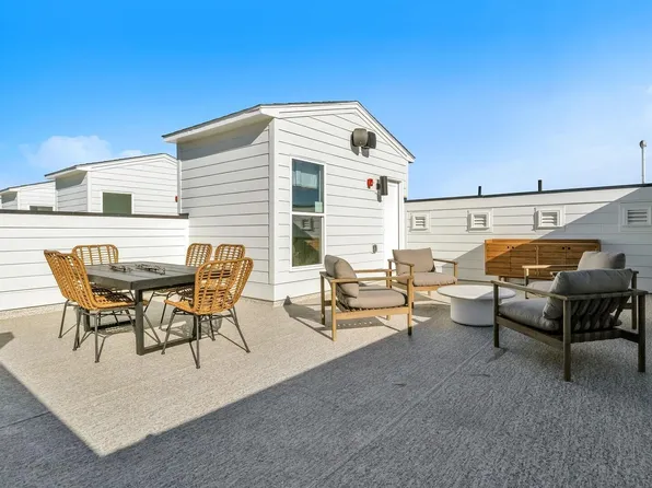 152 N White St #200, Wake Forest, NC 27587