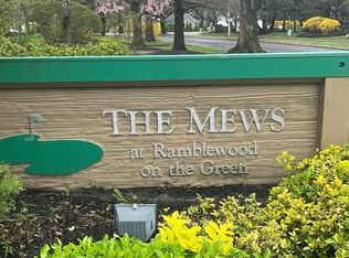 804 Cypress Point Cir #A, Mount Laurel, NJ 08054