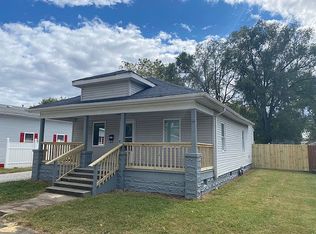 817 Dewitt Ave, Mattoon, IL 61938