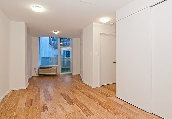 5th image of 791 Broadway #2002