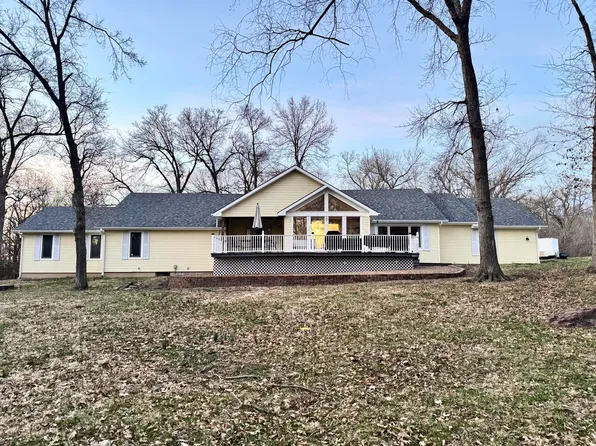 32197 240th Rd, Slater, MO 65340