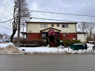 1049 Oxford St E #H, London, ON N5Y 3L2