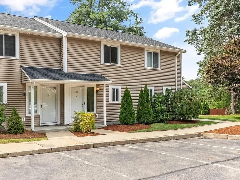 10 Silver Hill Ln — Photo 4