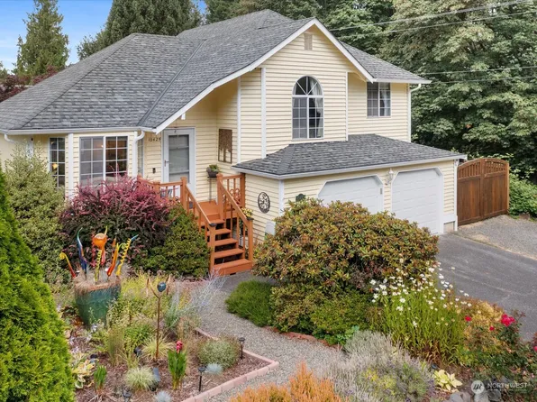 10425 12th Place SE, Lake Stevens, WA 98258