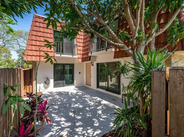 3100 Spanish Wells Drive #B, Delray Beach, FL 33445