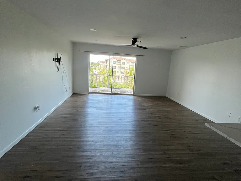 1714 69th Ave W #C402 — Photo 9