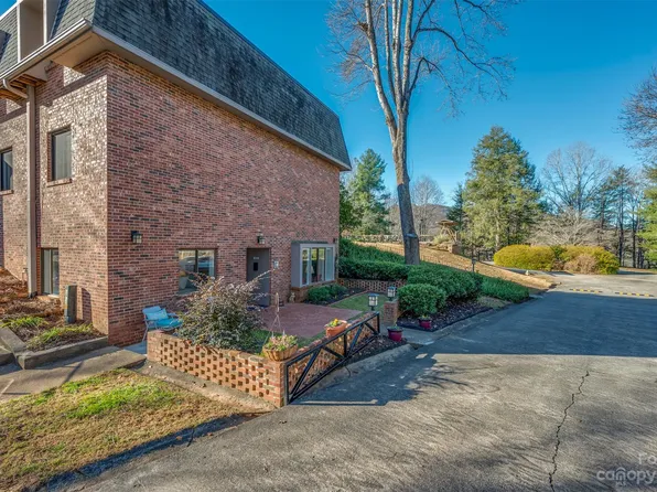 305 Grady Ave APT E, Tryon, NC 28782