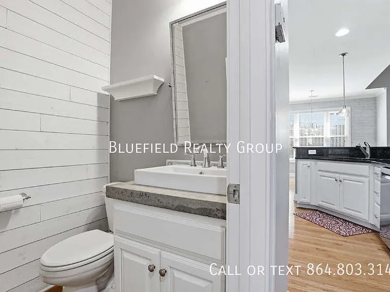 1 Edge Ct #B — Photo 14