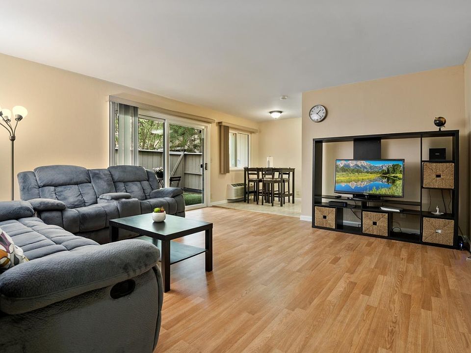 1st image of 936 Kiely Blvd Unit E