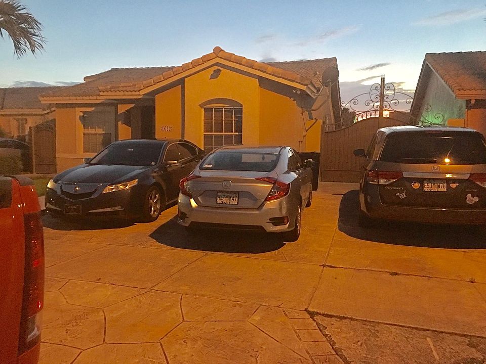 2nd image of 1022 SW 142nd Ct