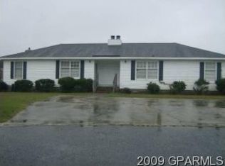 102 Bragg Cir, Greenville, NC 27834