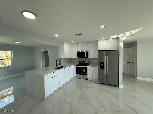 14144 Caribbean Blvd, Fort Myers, FL 33905