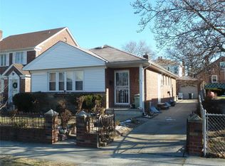 4415 192nd St, Flushing, NY 11358