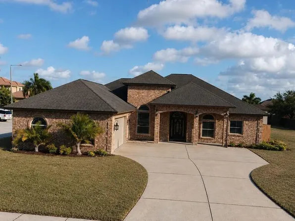 5633 Rustic Manor Dr, Brownsville, TX 78526
