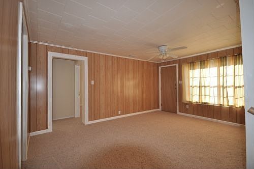 2nd image of 1216 Idlebrook Dr