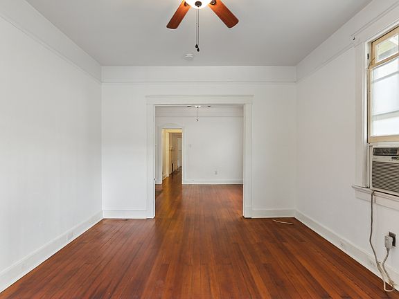 2nd image of 3030 Fern St
