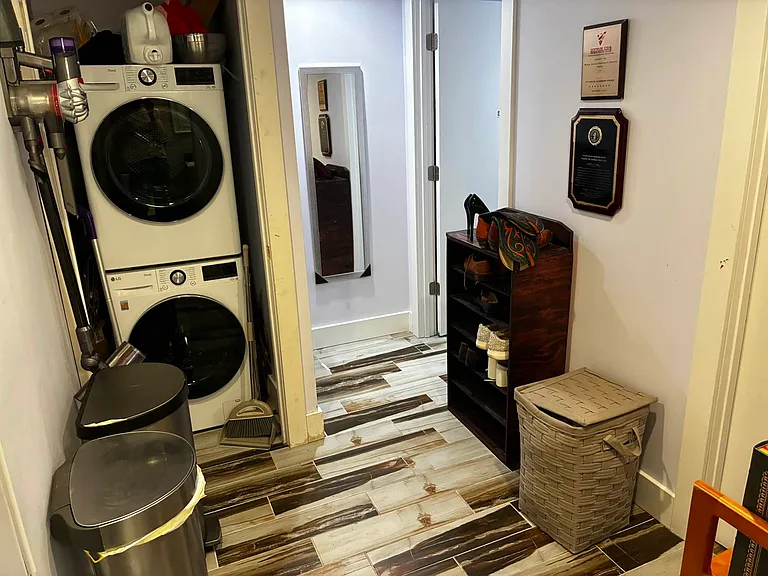 121 Clermont Ave #B2 — Photo 4