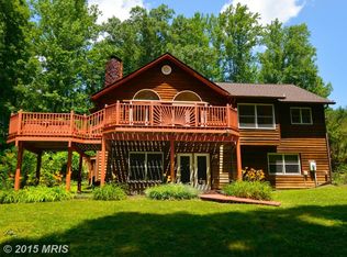 17024 Maple Dr, Bowling Green, VA 22427