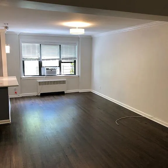 33 William St — Photo 20