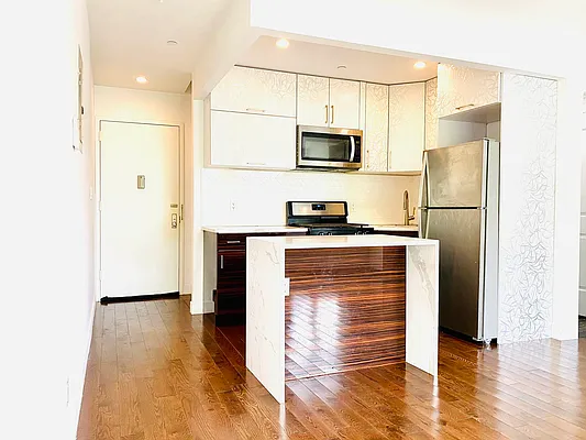 Rented by Blue Egg Realty Corp | media 5