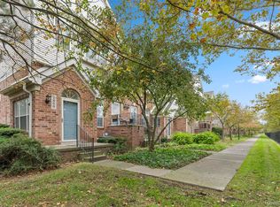 1800 Campau Farms Cir, Detroit, MI 48207