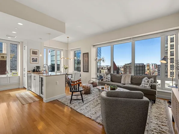 400 Stuart St #16J, Boston, MA 02116