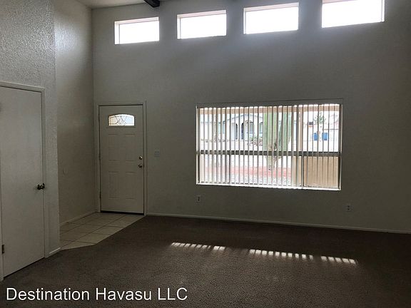 3rd image of 3645 Reservation Dr