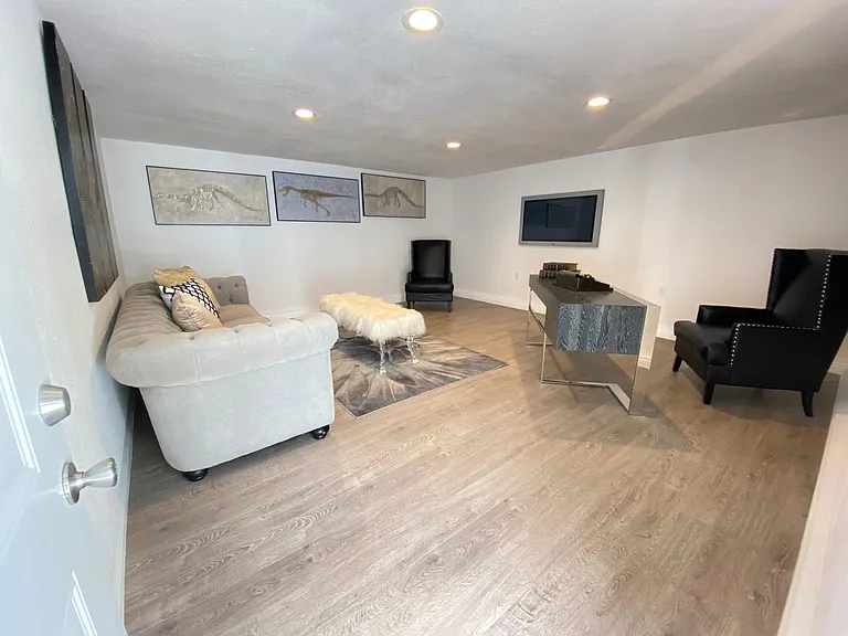 13727 La Cuarta St — Photo 20