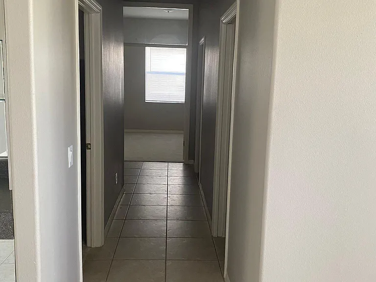 11629 Renaissance View Ct — Photo 8