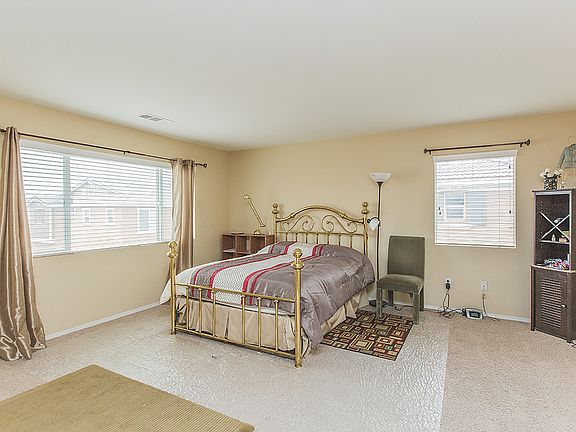 3rd image of 38160 Archwood Way