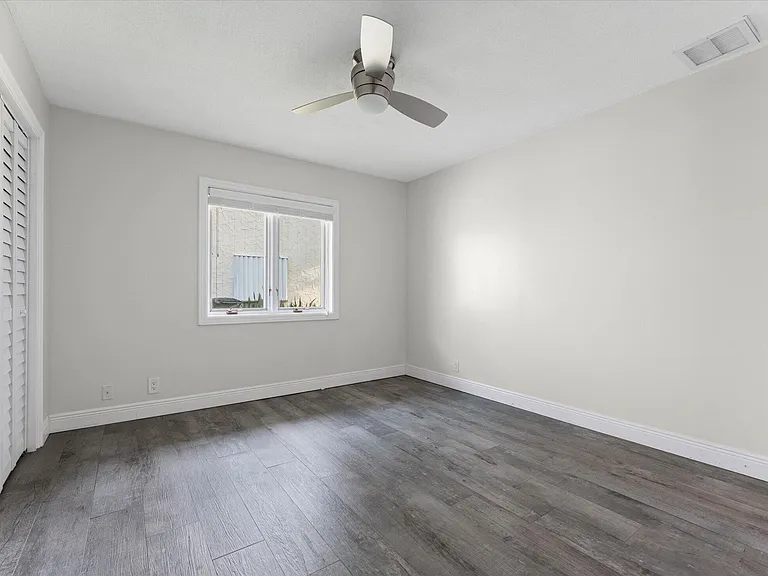 1598 SW 5th Ave — Photo 20