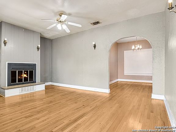 5th image of 151 Ware Blvd