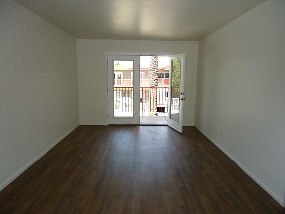 4th image of 1102 E Maryland Ave APT 12A