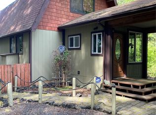 131 N Mallard Way E, Hoodsport, WA