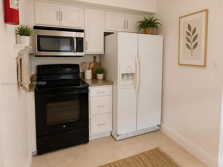 8601 SW 94th St #105W — Photo 14