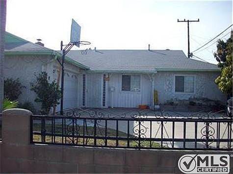 1st image of 727 Sharon Dr