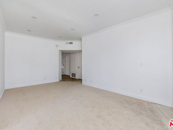 5th image of 9800 Vidor Dr APT 203