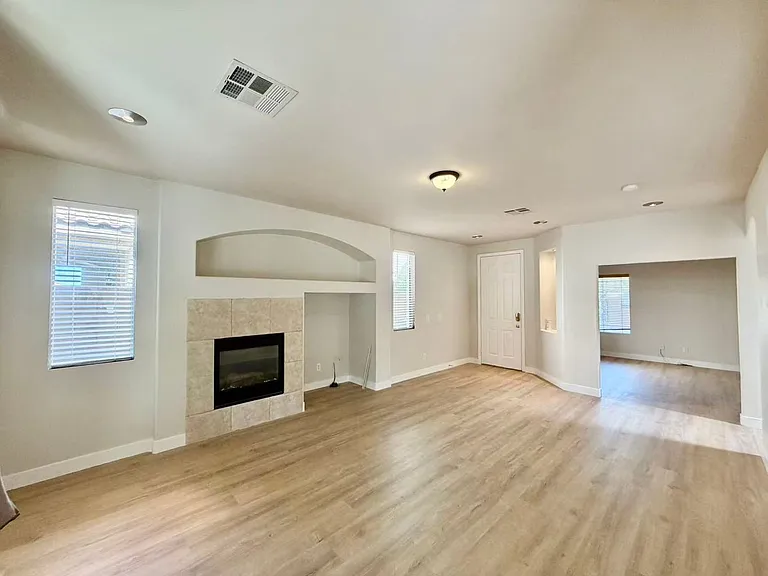 11008 Rusty Ray Dr — Photo 4