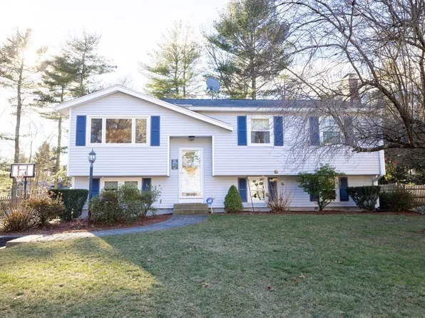 7 Haskell St, Norton, MA 02766