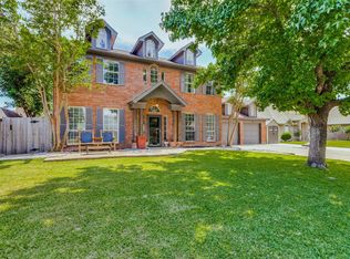 1228 Concho Dr, Benbrook, TX 76126