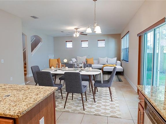5th image of 3615 S Himes Ave