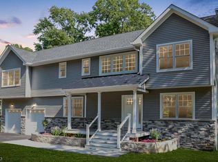 20 Goldmine Rd, Budd Lake, NJ 07828