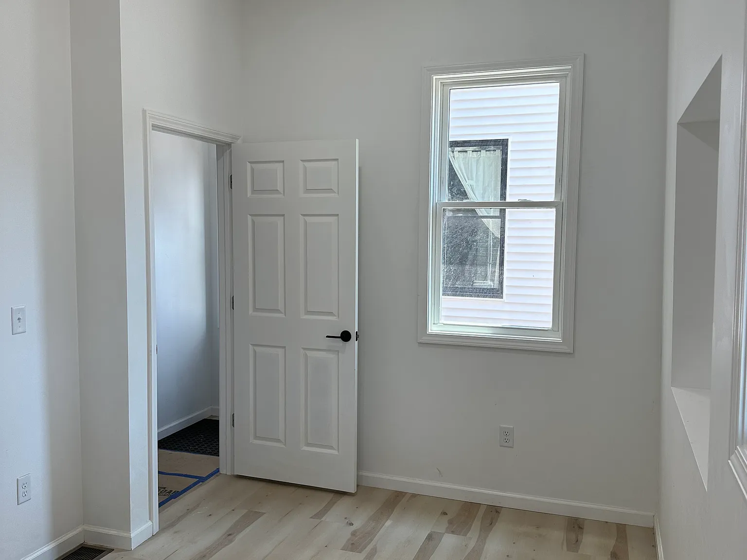 3 bed, 1800 sqft, $2,100 — Photo 4