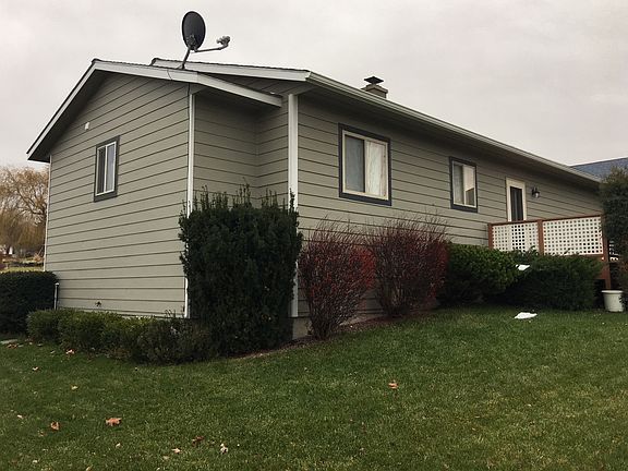 2nd image of 1804 Woodbine Way