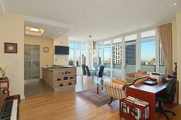 Rented by BARNES New York | media 12